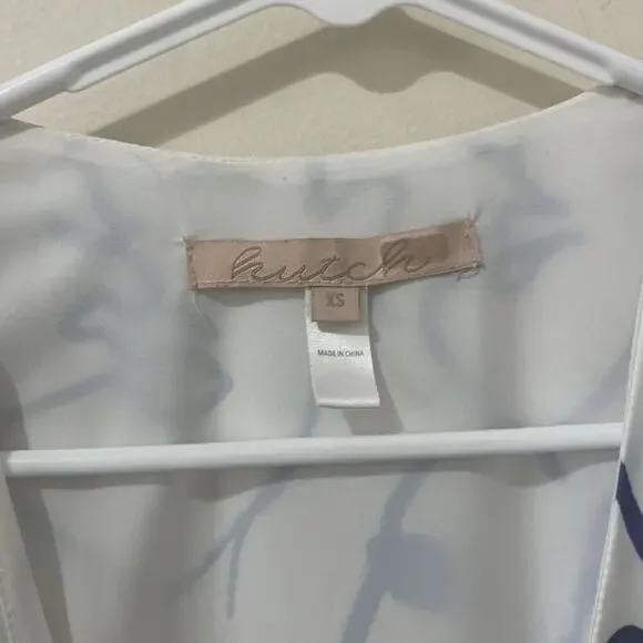 Hutch Printed Rosa Artsy Wrap Short Sleeve Tiered Midi Dress Faces White Size XS - Picture 8 of 11